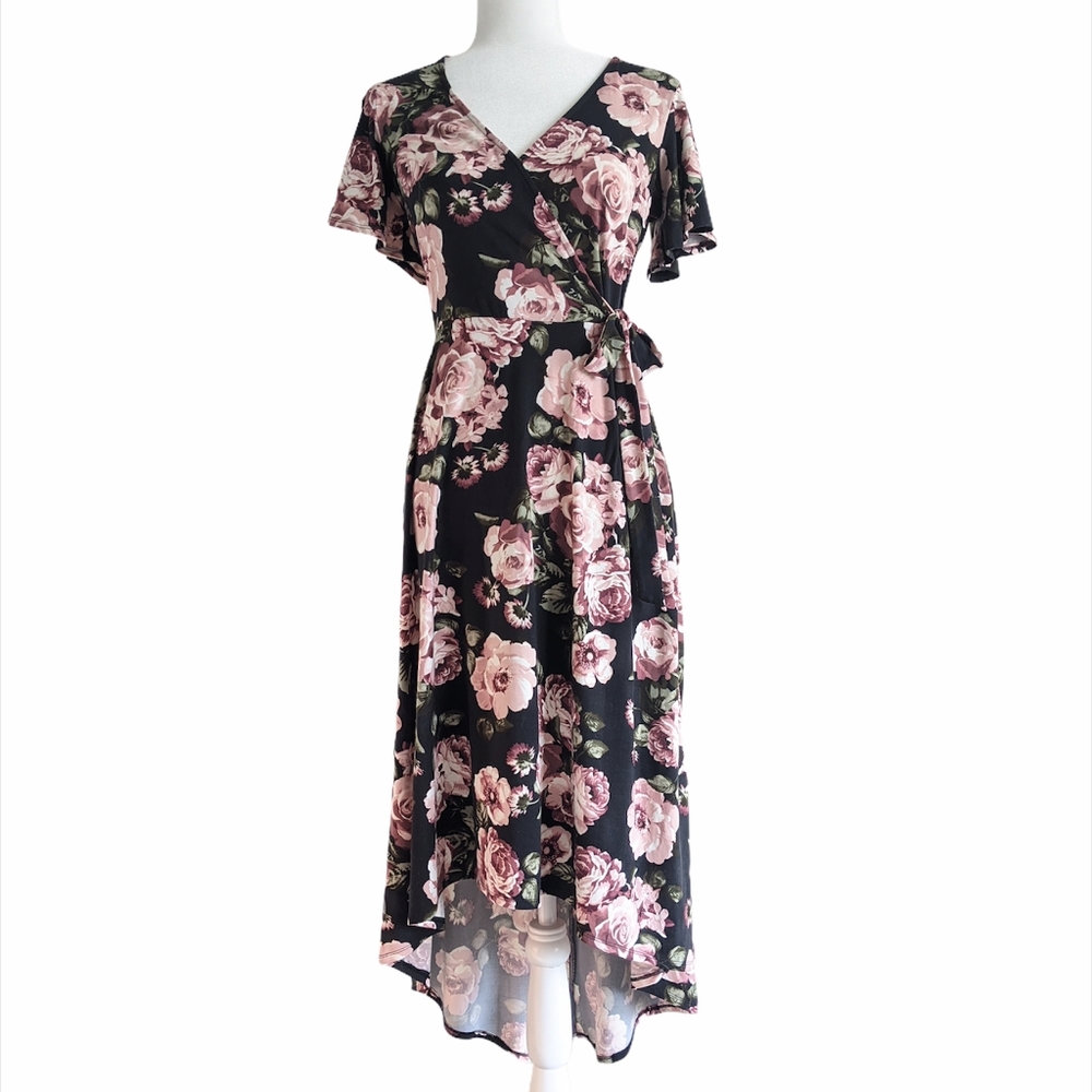 By&by floral high low dress size Medium black